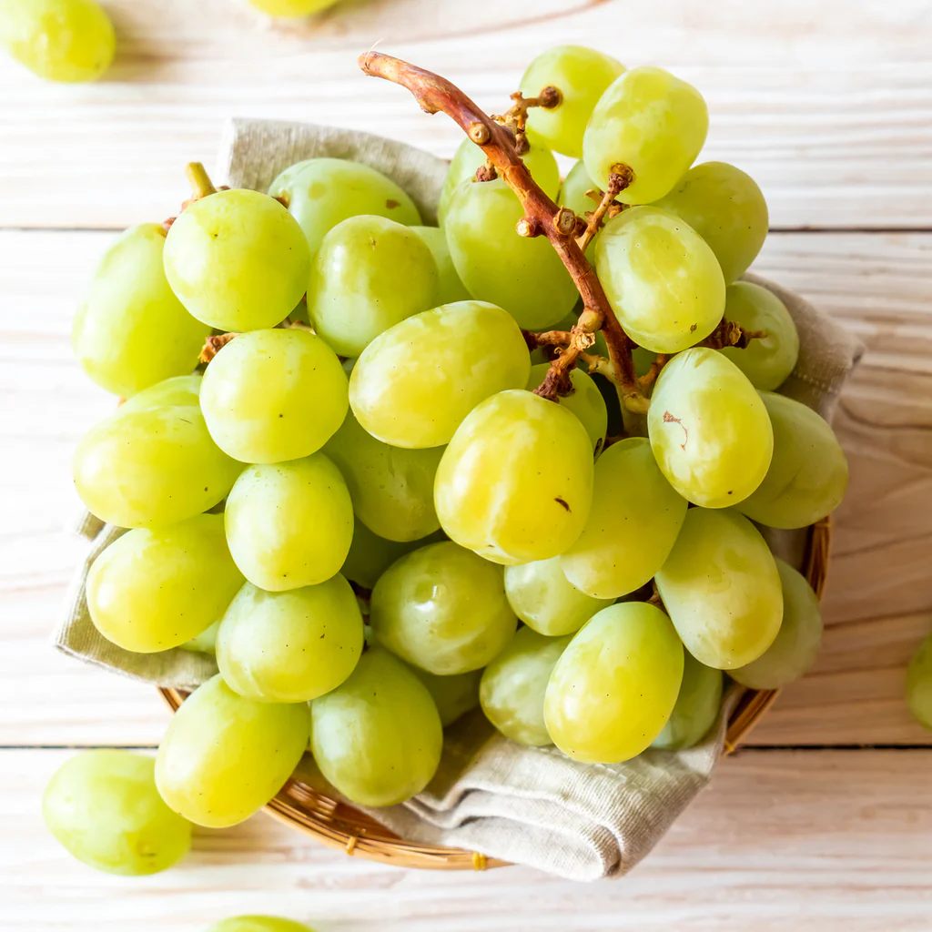 Thompson Grapes Image 3